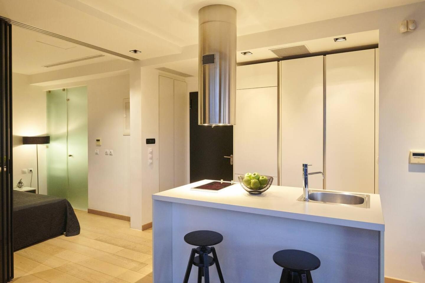 Ma Maison Nο 4, Downtown Loft , Short Walk To Acropolis, Ultra High Speed Internet 500 Mbps, Parking Upon Request, 1' From Metro Station Ateny Zewnętrze zdjęcie