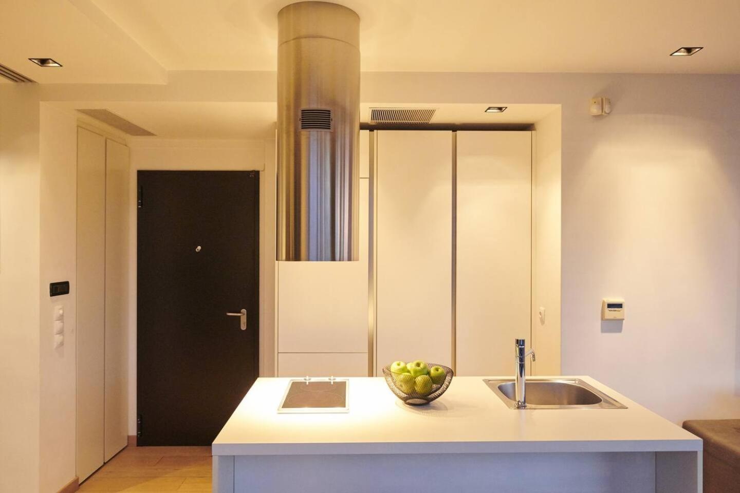 Ma Maison Nο 4, Downtown Loft , Short Walk To Acropolis, Ultra High Speed Internet 500 Mbps, Parking Upon Request, 1' From Metro Station Ateny Zewnętrze zdjęcie
